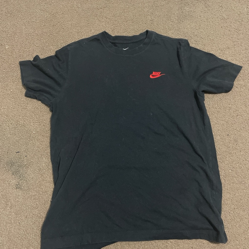 Nike Men's Black T-Shirt